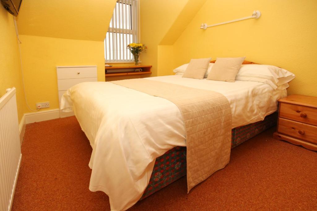 Surfside Stop Newquay  Room photo